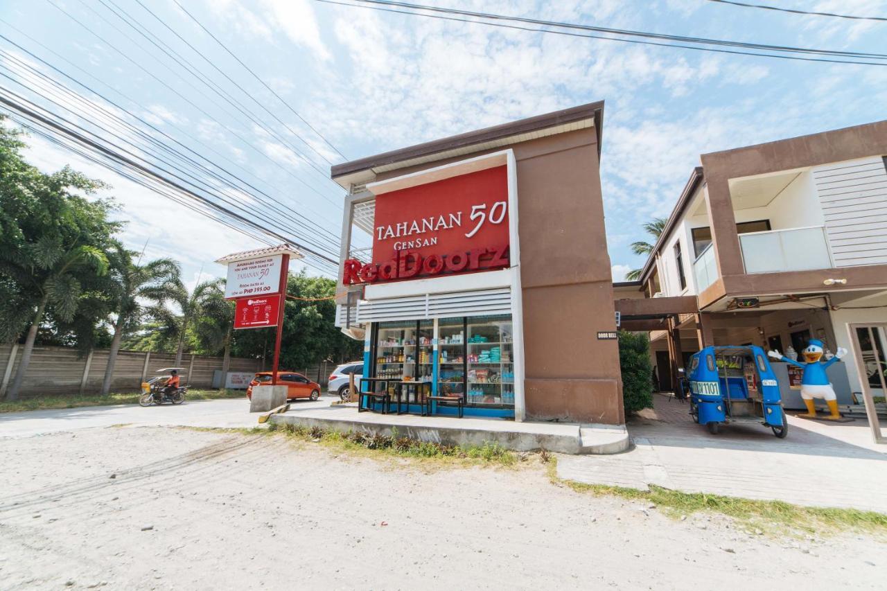 Reddoorz @ Aparente Gensan Hotel General Santos City Bagian luar foto